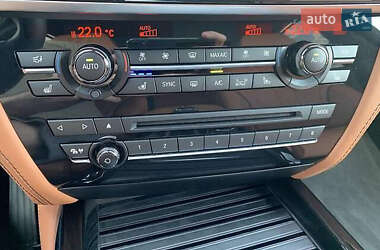 Позашляховик / Кросовер BMW X5 2015 в 