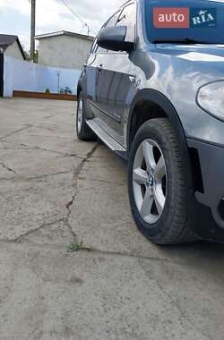 Внедорожник / Кроссовер BMW X5 2011 в 