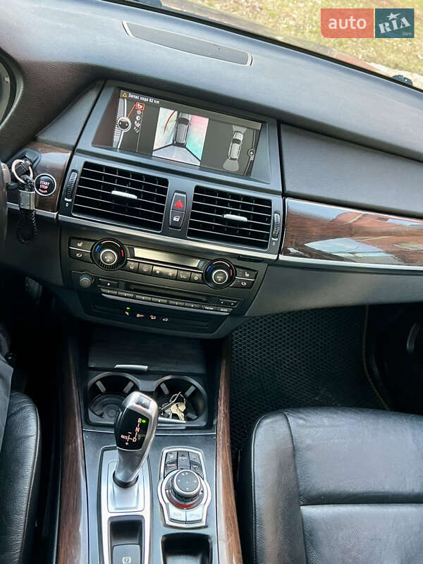 Позашляховик / Кросовер BMW X5 2010 в Одесі фото 8 Позашляховик / Кросовер BMW X5 2010 в Одесі