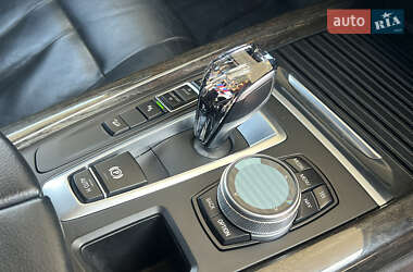 Внедорожник / Кроссовер BMW X5 2015 в 