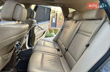 Позашляховик / Кросовер BMW X5 2010 в 