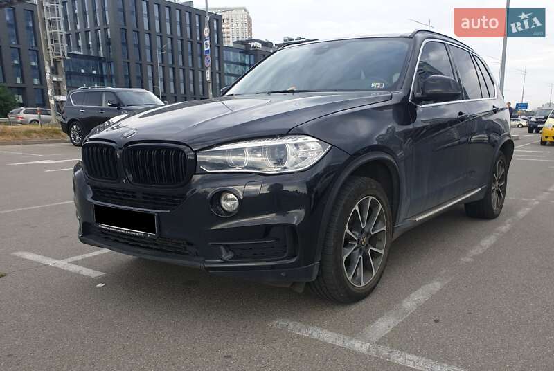 Внедорожник / Кроссовер BMW X5 2014 в 