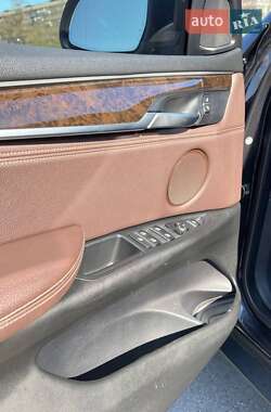 Внедорожник / Кроссовер BMW X5 2015 в 
