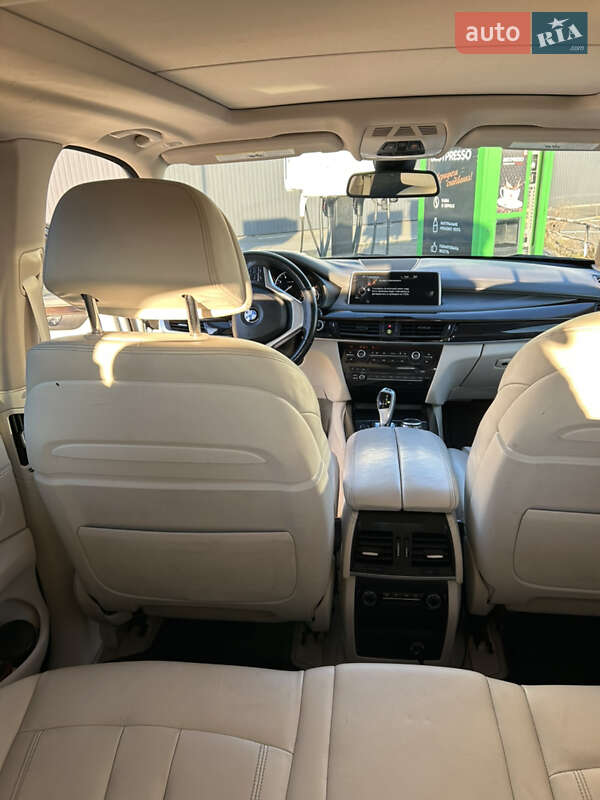 Позашляховик / Кросовер BMW X5 2015 в Одесі