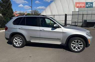Позашляховик / Кросовер BMW X5 2011 в 