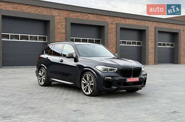 Позашляховик / Кросовер BMW X5 2019 в Чернівцях