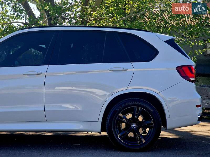 Позашляховик / Кросовер BMW X5 2015 в Миколаєві