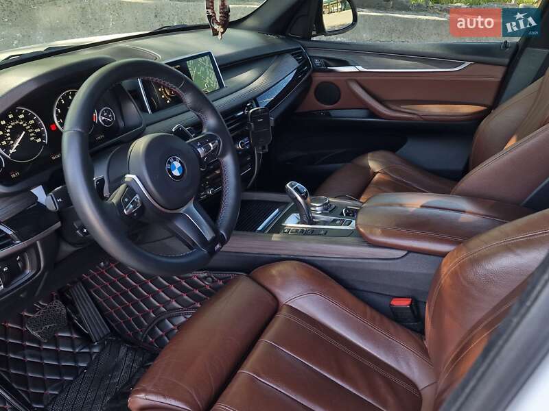 Позашляховик / Кросовер BMW X5 2015 в Миколаєві