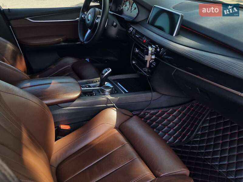 Позашляховик / Кросовер BMW X5 2015 в Миколаєві