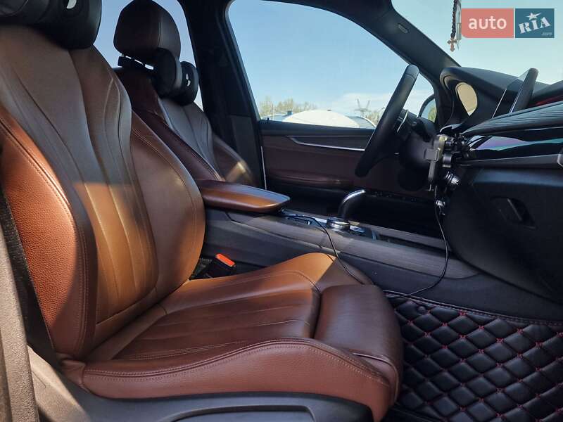 Позашляховик / Кросовер BMW X5 2015 в Миколаєві