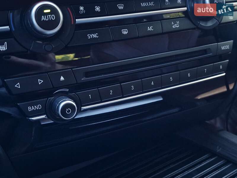 Позашляховик / Кросовер BMW X5 2015 в Миколаєві