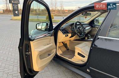 Внедорожник / Кроссовер BMW X5 2012 в 