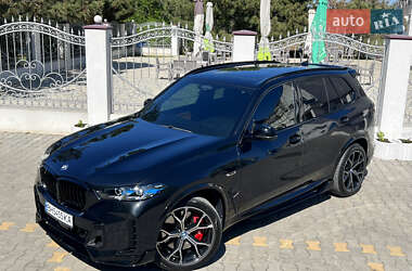 Позашляховик / Кросовер BMW X5 2022 в 
