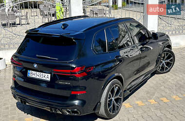 Позашляховик / Кросовер BMW X5 2022 в 