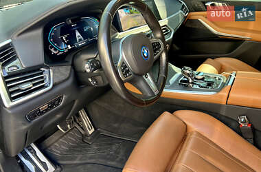 Позашляховик / Кросовер BMW X5 2022 в 