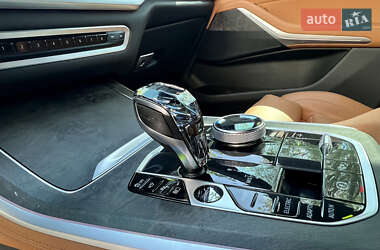 Позашляховик / Кросовер BMW X5 2022 в 