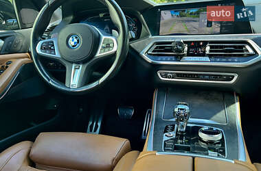 Позашляховик / Кросовер BMW X5 2022 в 