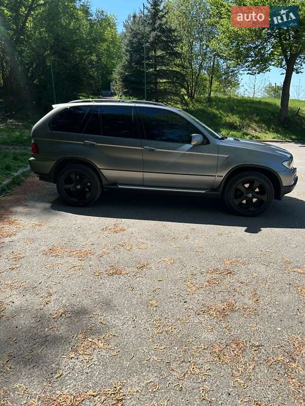 Внедорожник / Кроссовер BMW X5 2004 в Львове