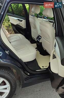Позашляховик / Кросовер BMW X5 2015 в 