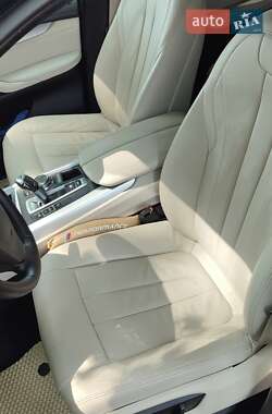 Позашляховик / Кросовер BMW X5 2015 в 