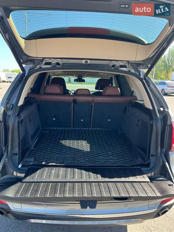 Внедорожник / Кроссовер BMW X5 2015 в Днепре