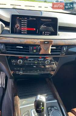 Внедорожник / Кроссовер BMW X5 2015 в 