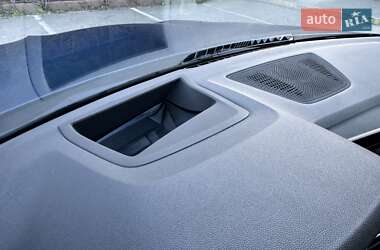 Позашляховик / Кросовер BMW X5 2019 в 