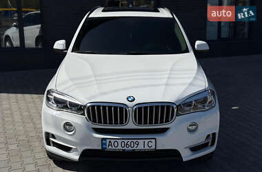 Внедорожник / Кроссовер BMW X5 2013 в 