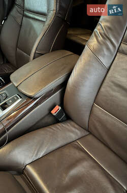 Позашляховик / Кросовер BMW X5 2009 в 