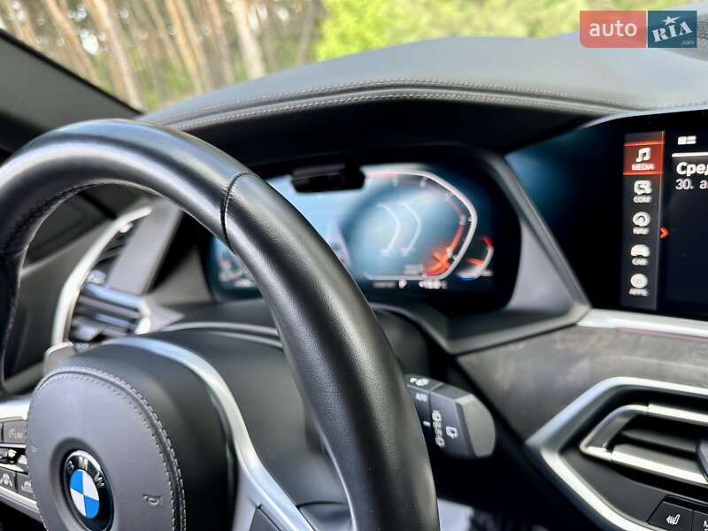Внедорожник / Кроссовер BMW X5 2022 в Киеве