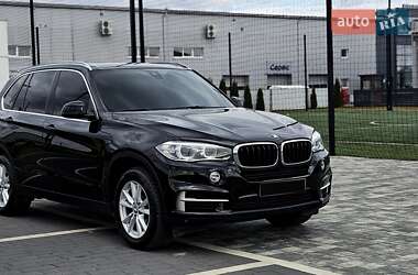 Позашляховик / Кросовер BMW X5 2015 в 