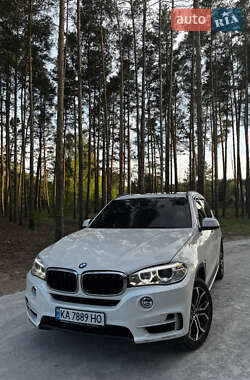 Позашляховик / Кросовер BMW X5 2015 в 