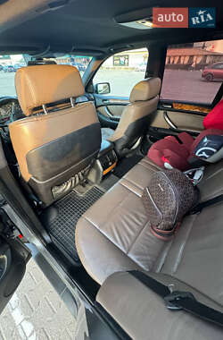 Внедорожник / Кроссовер BMW X5 2004 в 