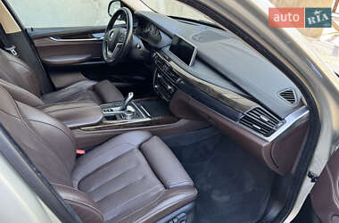 Внедорожник / Кроссовер BMW X5 2016 в 