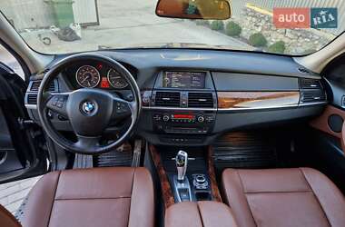 Позашляховик / Кросовер BMW X5 2012 в 