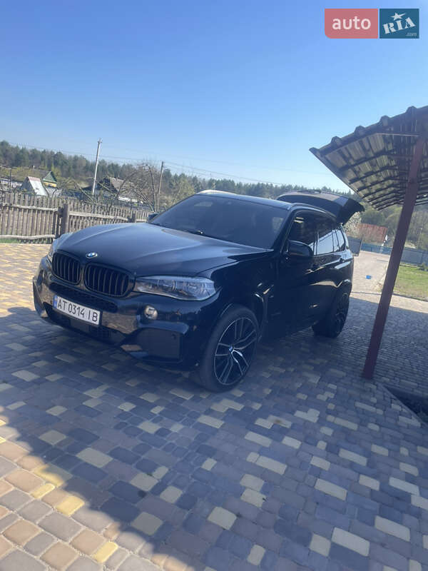 Позашляховик / Кросовер BMW X5 2013 в 