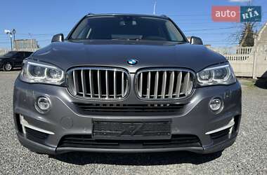 Позашляховик / Кросовер BMW X5 2015 в 