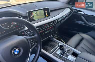 Позашляховик / Кросовер BMW X5 2015 в 