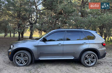Позашляховик / Кросовер BMW X5 2008 в 