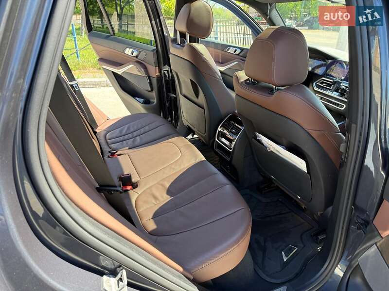 Внедорожник / Кроссовер BMW X5 2019 в Киеве