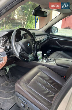 Внедорожник / Кроссовер BMW X5 2016 в 