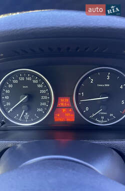Позашляховик / Кросовер BMW X5 2012 в 