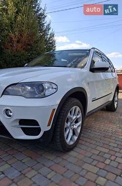 Позашляховик / Кросовер BMW X5 2012 в 