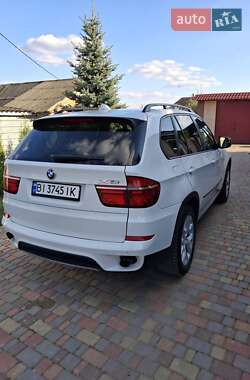 Позашляховик / Кросовер BMW X5 2012 в 