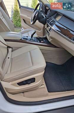 Позашляховик / Кросовер BMW X5 2012 в 