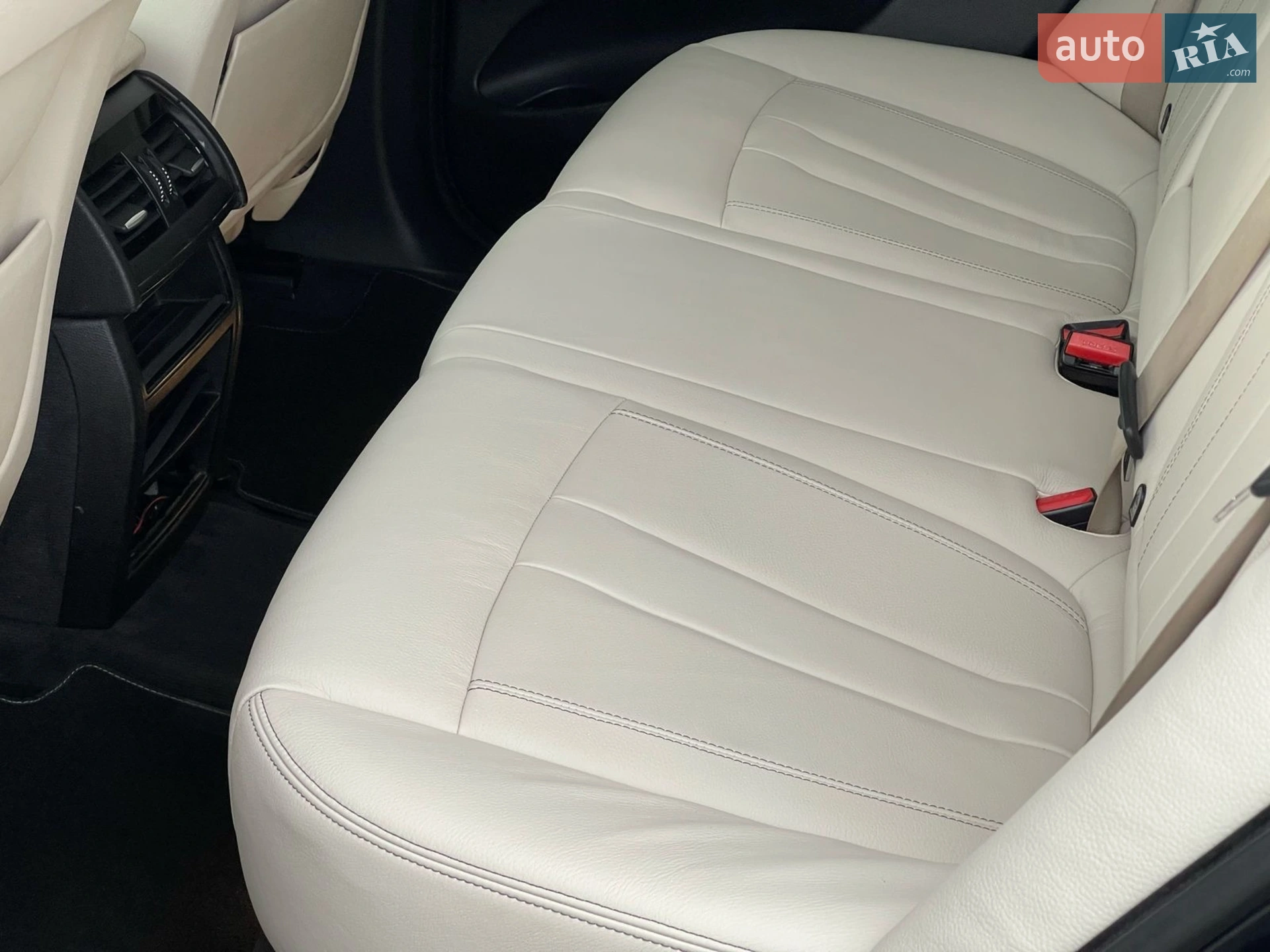 2015 BMW X5 - мініатюра 31