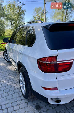 Внедорожник / Кроссовер BMW X5 2011 в 