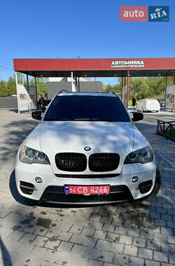 Внедорожник / Кроссовер BMW X5 2011 в 