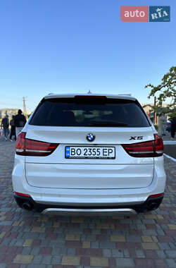 Позашляховик / Кросовер BMW X5 2013 в 