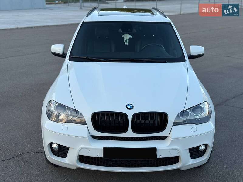 Позашляховик / Кросовер BMW X5 2011 в Миколаєві